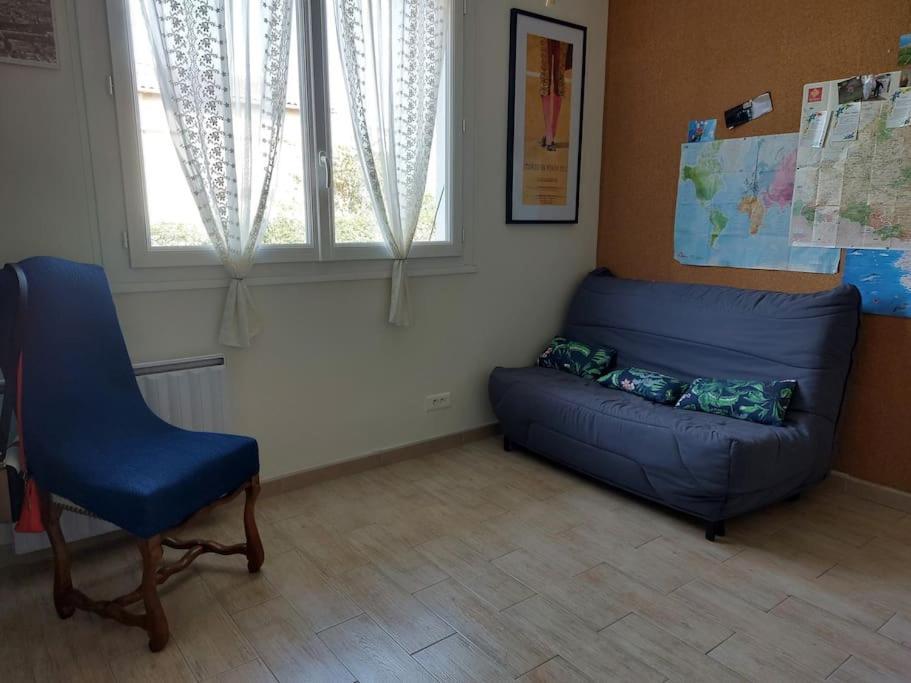 Villa De Charme Avec Piscine Saint-Jory 外观 照片